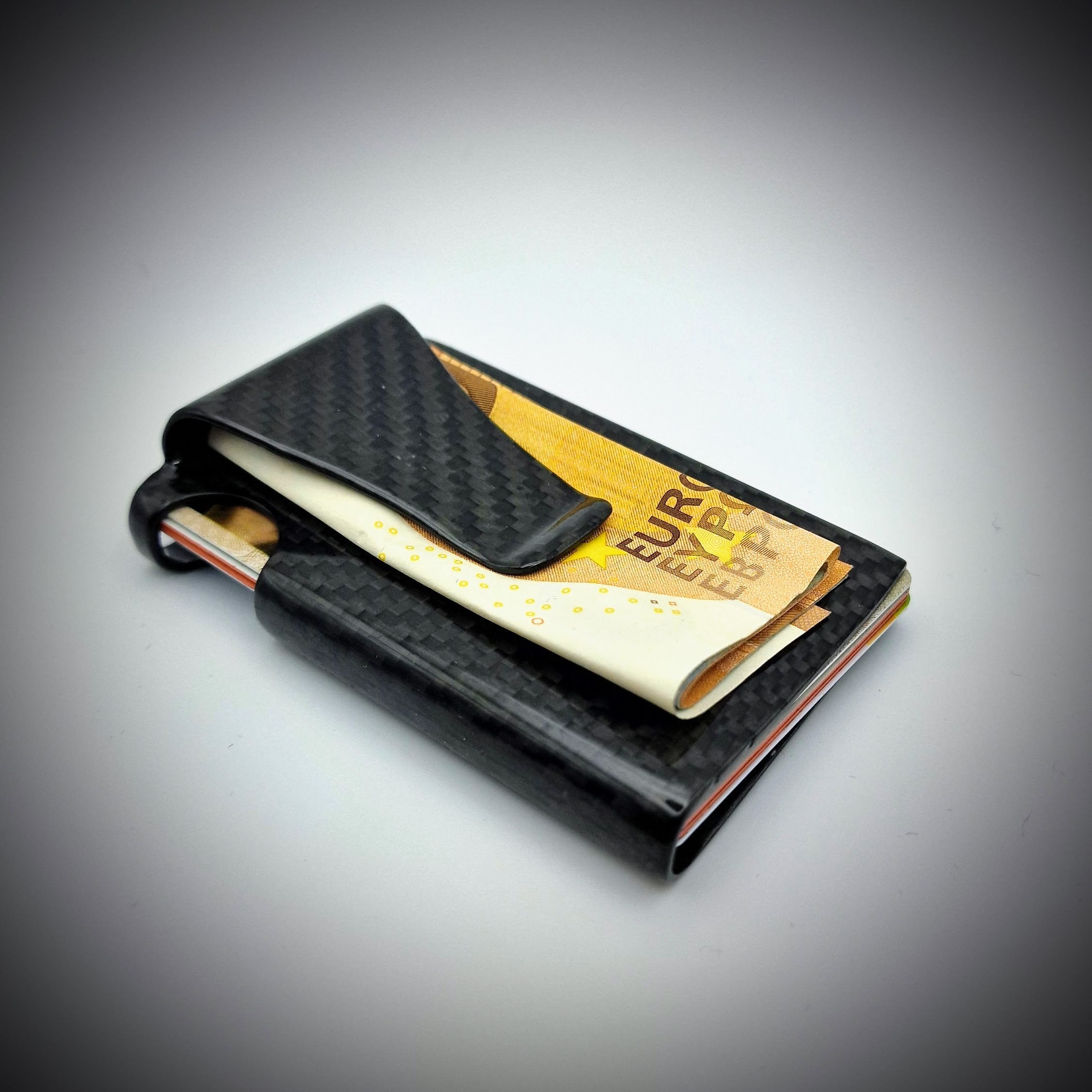 Carbon Card Holder with Money Clip